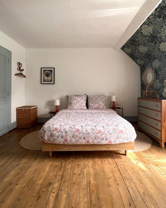 Charmante Maisonette A Arconnay Екстериор снимка