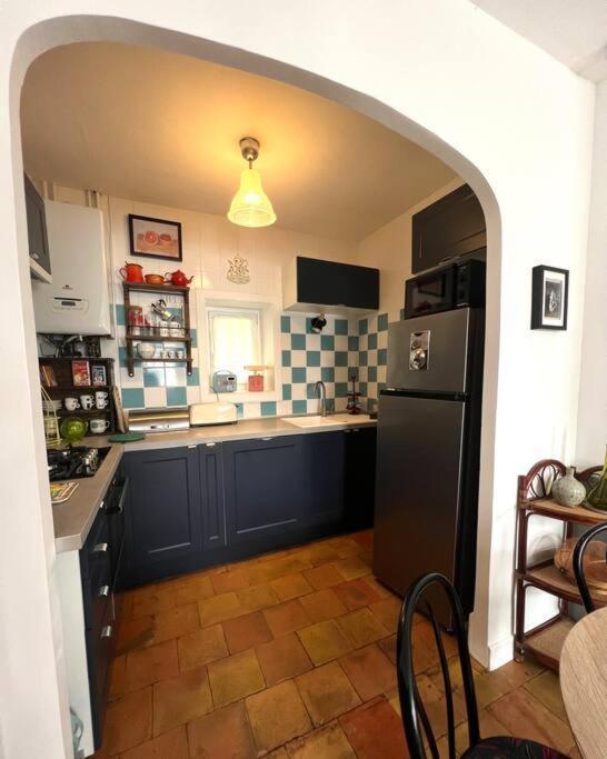 Charmante Maisonette A Arconnay Екстериор снимка